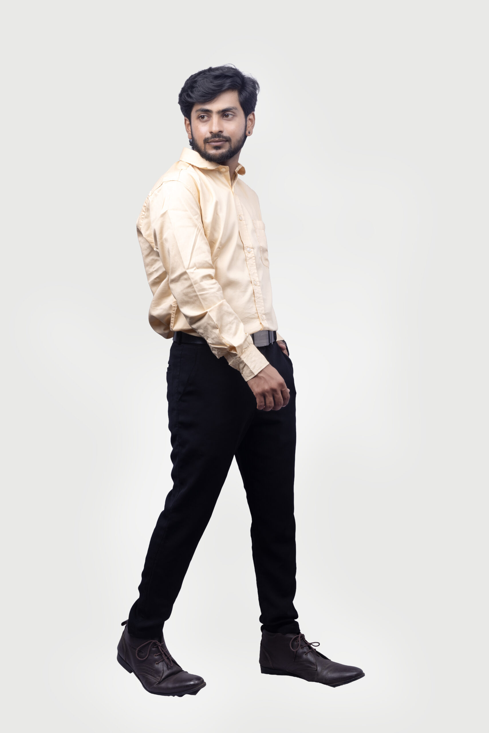 plain classic 100% cotton men’s woven shirt – beige timeless comfort, effortless style plain classic 100% cotton men’s woven shirt – beige timeless comfort, effortless style